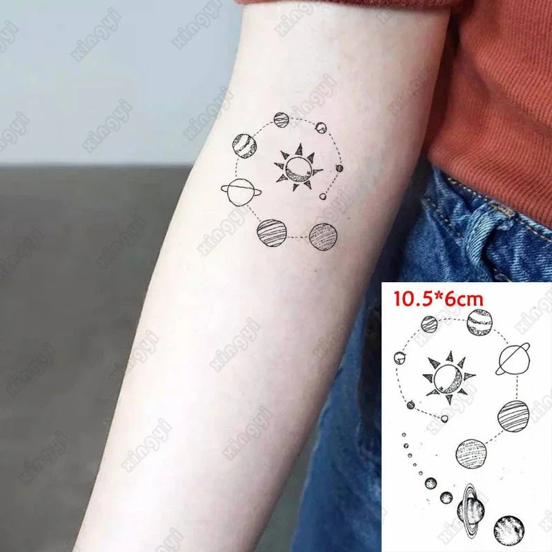 Tatouage Temporaire Cœur Noir – Dessin à la Main Waterproof