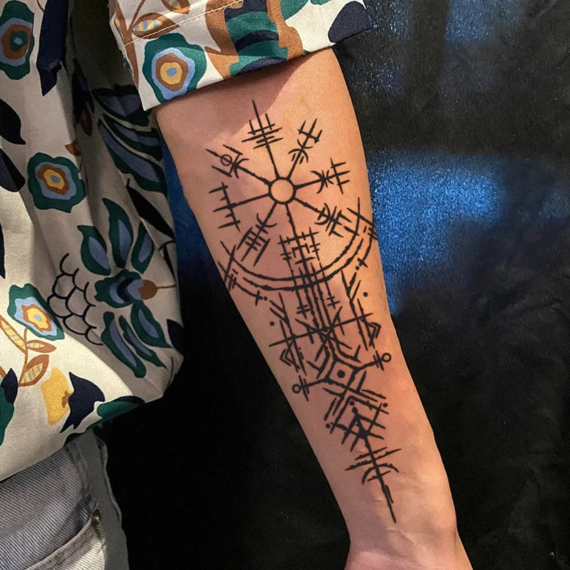 Tatouage Temporaire Runes Vikings Géométriques – Bras & Jambes