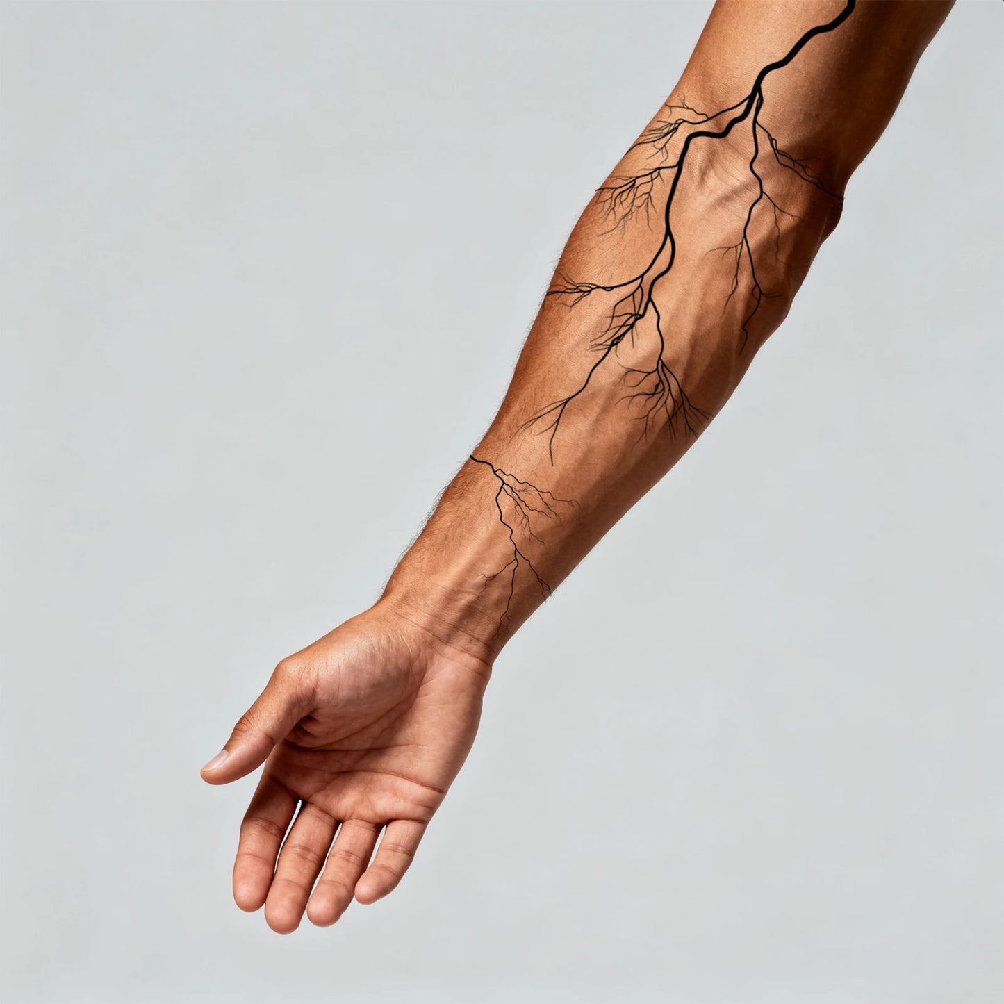 Tatouage Éclair Noir Bras - Waterproof Longue Durée